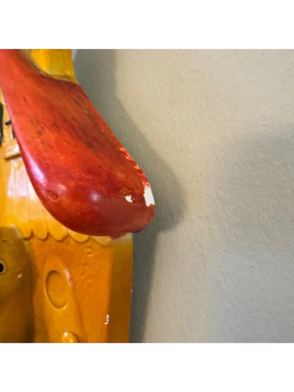 VTG Hand-Painted Wall Hook With Birdhouse Design Yellow Bird Green Base Red Roof